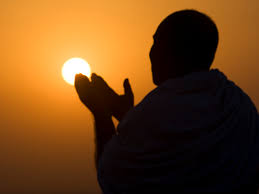 indir-9 Mü’minin mü’mine karşı en büyük yardımı dua iledir